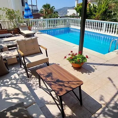 Entire Lulu - Private Pool, Free Wi-fi, Good Location, Breathtaking Sea Views Kalkan